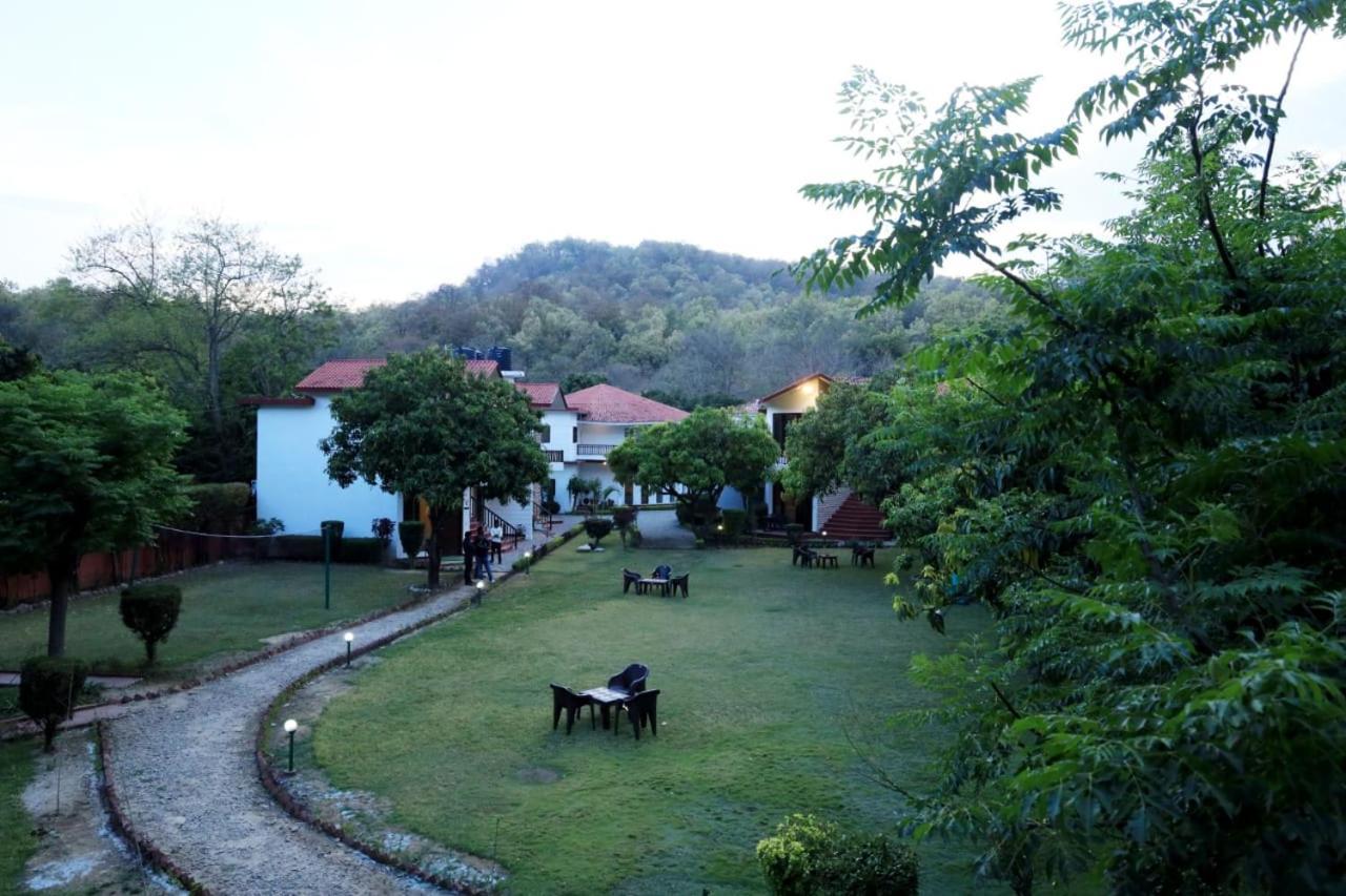 Jim Corbett Resort Ramnagar  Esterno foto
